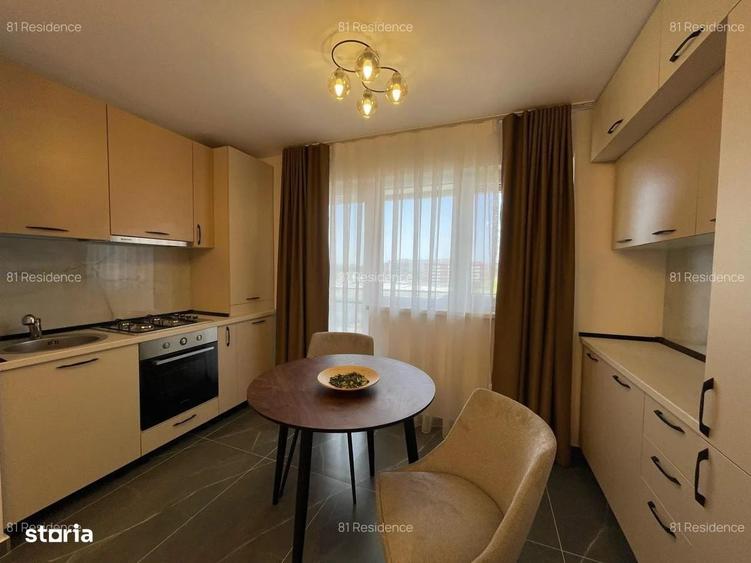 Apartament cu 3 camere în Central — fotografia 3