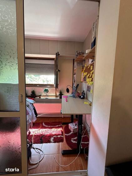De vanzare apartament cu 3 camere, 2 balcoane,70mp,mobilat si utilat - 2