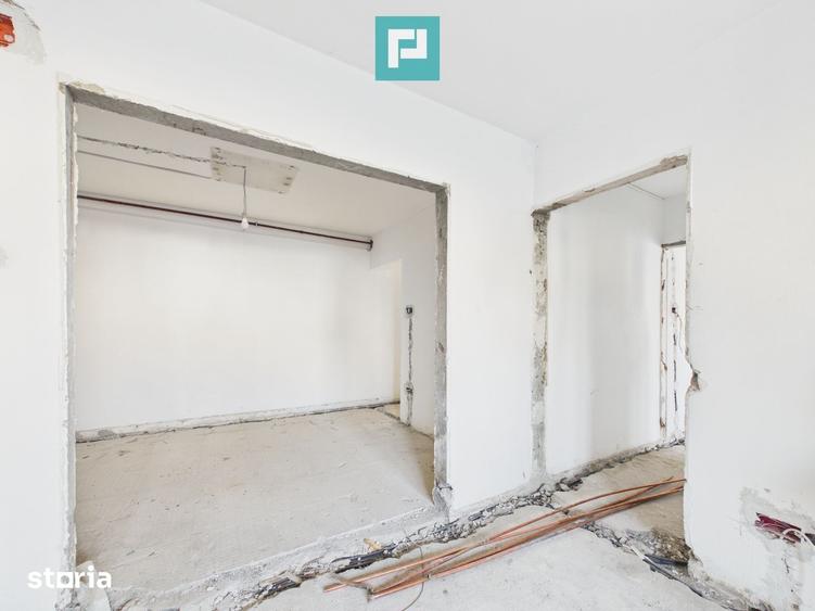 Apartament cu 3 camere în Aurel Vlaicu