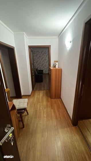 Apartament cu 3 camere decomandat în George Enescu