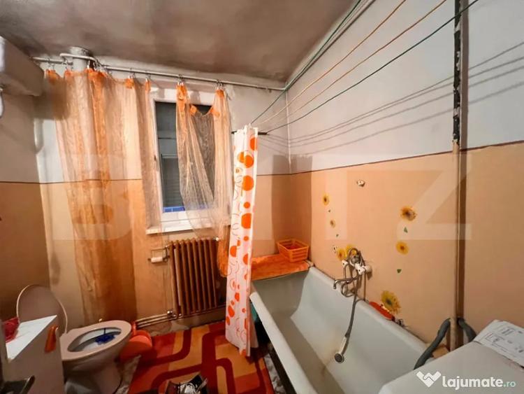 Garsonieră decomandată în Central