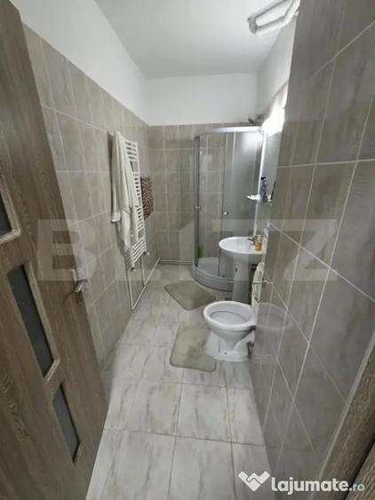 Garsonieră decomandată în Central