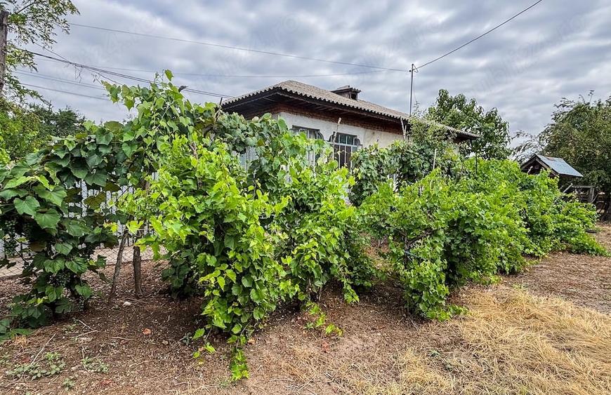 Casă cu 2 camere cu Teren 1247 Mp în Clănița