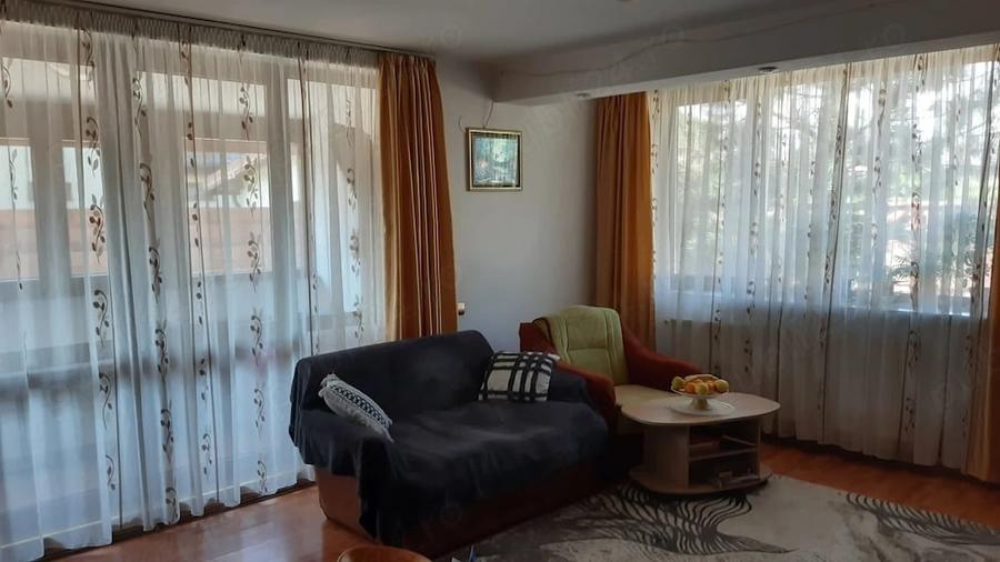 Casă cu Teren 550 Mp în Mogoșoaia
