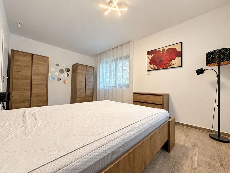Apartament cu 2 camere, mobilat în Lipovei