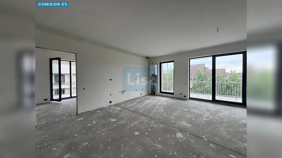 Apartament cu 3 camere semidecomandat în Nord