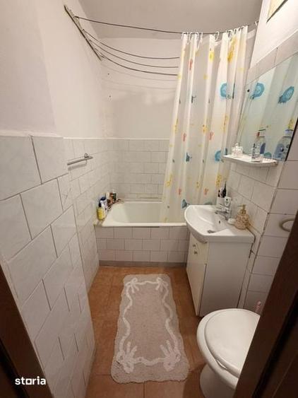 Apartament cu 2 camere semidecomandat în Tei