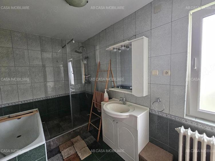 Casă cu 3 camere cu Canalizare în Șagului