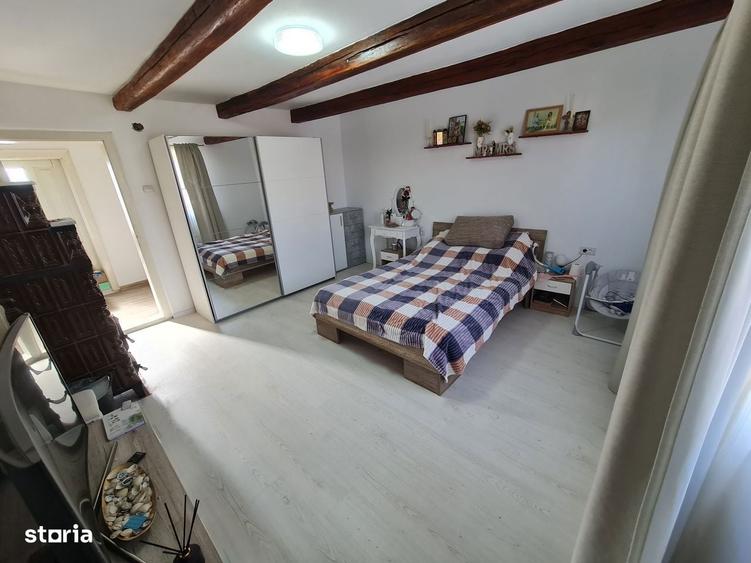 Casa de Vanzare in Rapsig, Renovata! 64km de Jud. Arad, Pe Principala! - 3