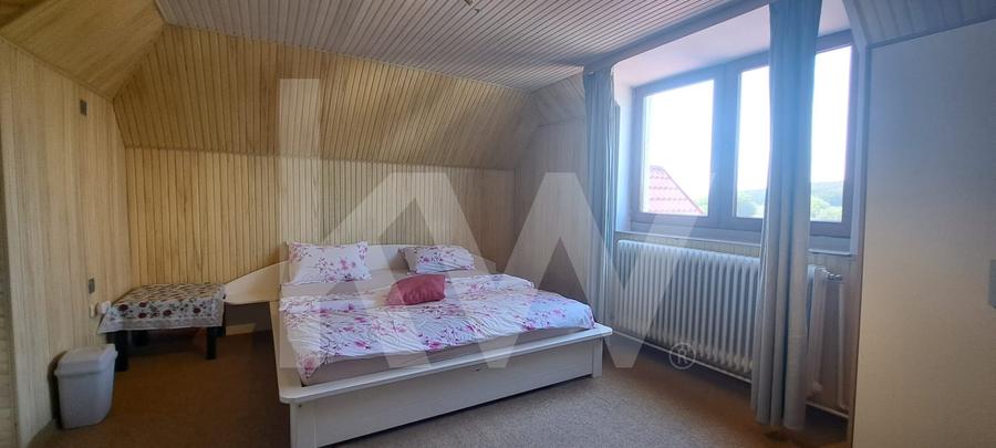 Apartament cu 6 camere decomandat, mobilat în Turnișor