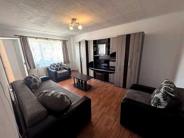 Apartament cu 2 camere decomandat în Tolstoi