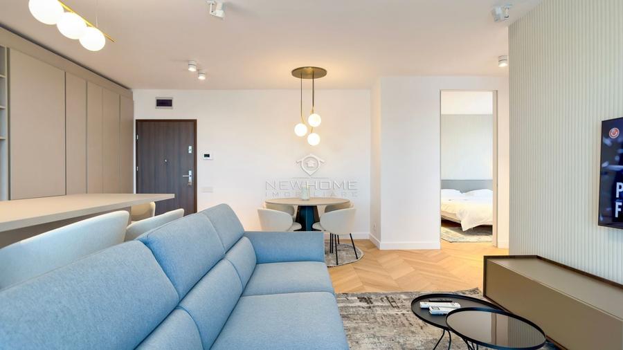 Apartament cu 2 camere semidecomandat, mobilat în Între Lacuri