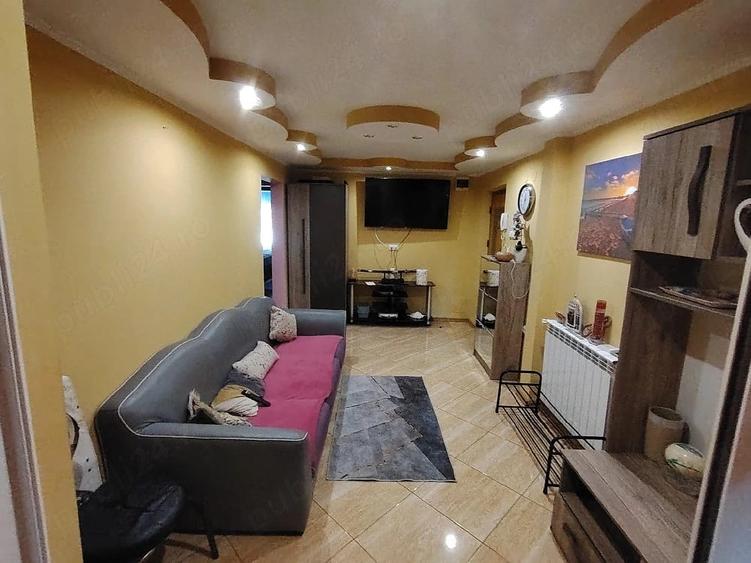 Apartament cu 2 camere decomandat în C5