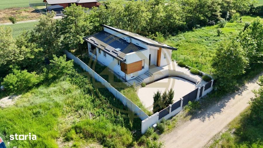 Casă cu 8 camere cu Teren 565 Mp în Snagov