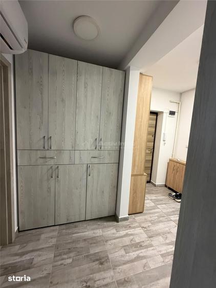 Apartament cu 2 camere decomandat în Industriilor