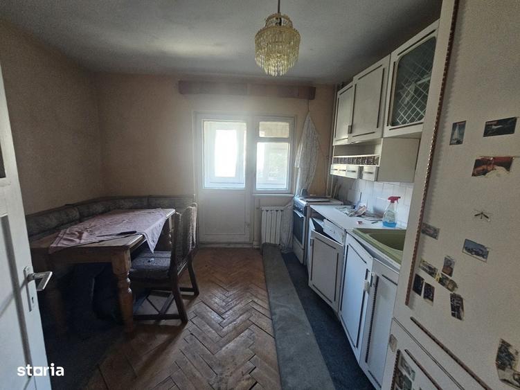 Apartament cu 2 camere decomandat în Carpați 2