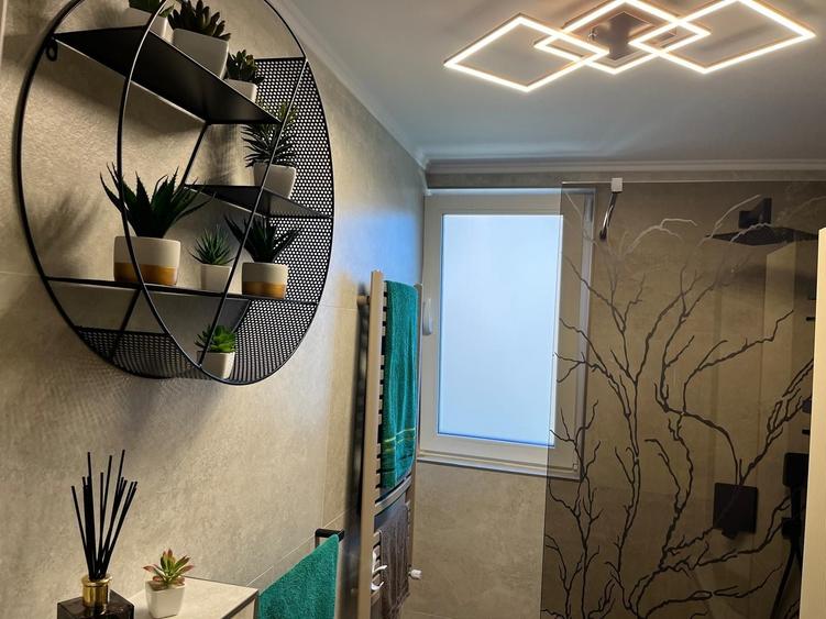 Apartament cu 2 camere decomandat în Ultracentral