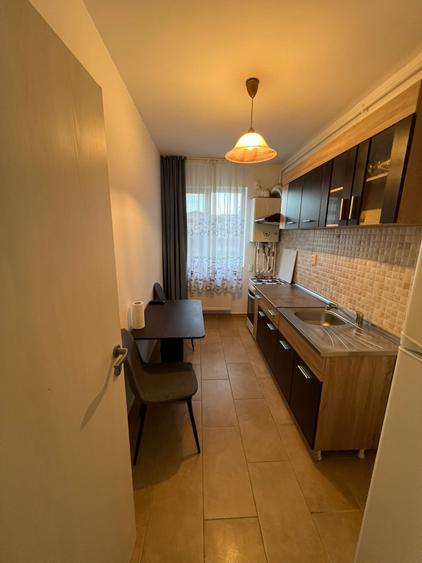 Apartament cu 2 camere decomandat, mobilat în Militari