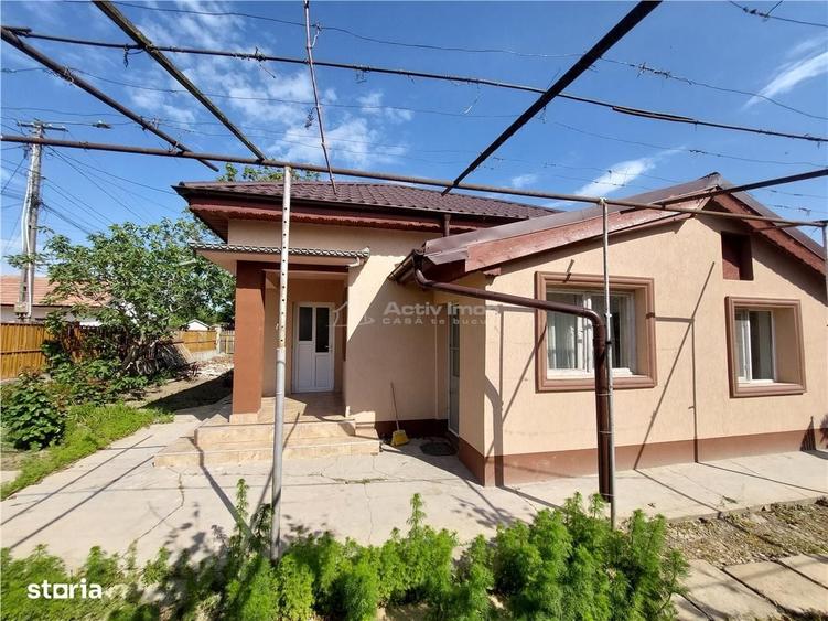 Casă cu 4 camere în Crâng
