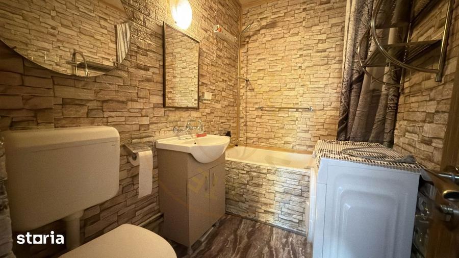 Chirie 2 camere Etaj III Carei - Str. Platanilor Nr.10 - Comision 0% c - 7