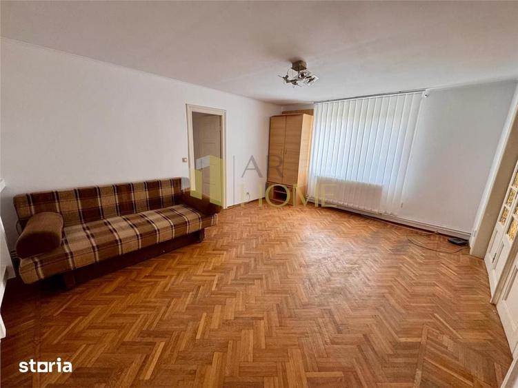 Casă cu 3 camere cu Teren 300 Mp în Traian