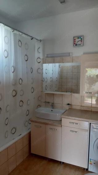 Casă cu 3 camere în Cetății