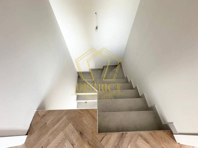 Duplex cu 4 camere cu Canalizare în Dumbrăvița