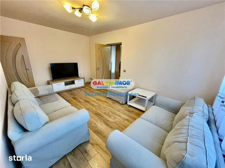 Apartament cu 3 camere semidecomandat în Giulești