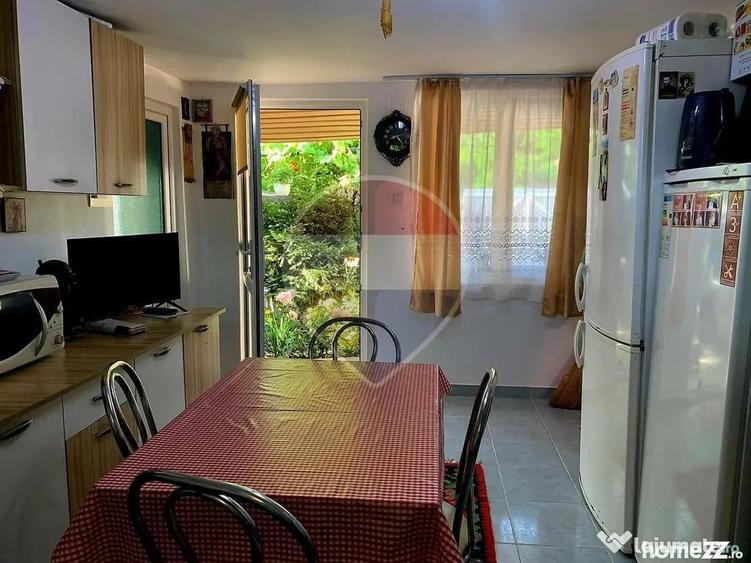 Casă cu 3 camere cu Teren 1043 Mp în Dochia