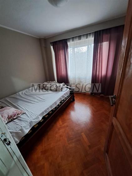 Apartament cu 3 camere decomandat în Semicentral