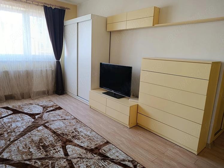 Apartament cu 2 camere semidecomandat în Turnișor