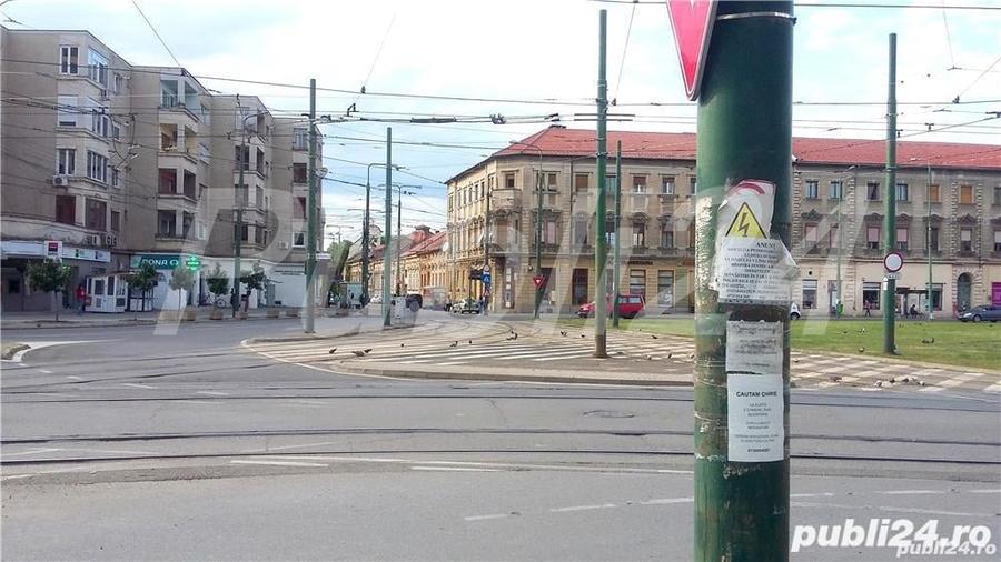 Apartament cu 3 camere semidecomandat în Bălcescu