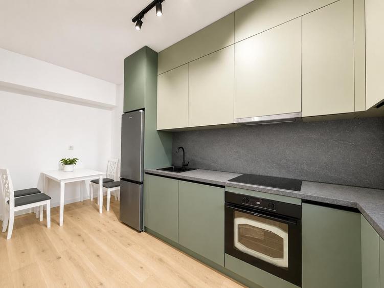 Apartament cu 2 camere semidecomandat, mobilat în Pipera