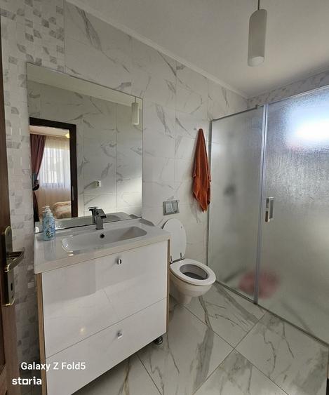 Casă cu 4 camere în Sântandrei