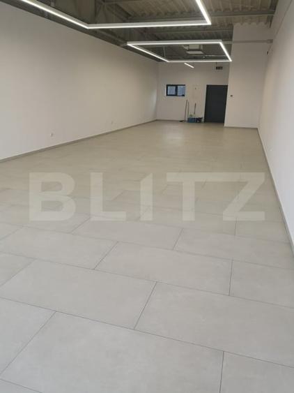 Spațiu comercial, de 122 mp, în Est