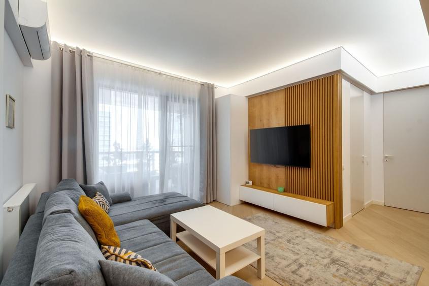 Apartament cu 3 camere decomandat, mobilat în Pipera