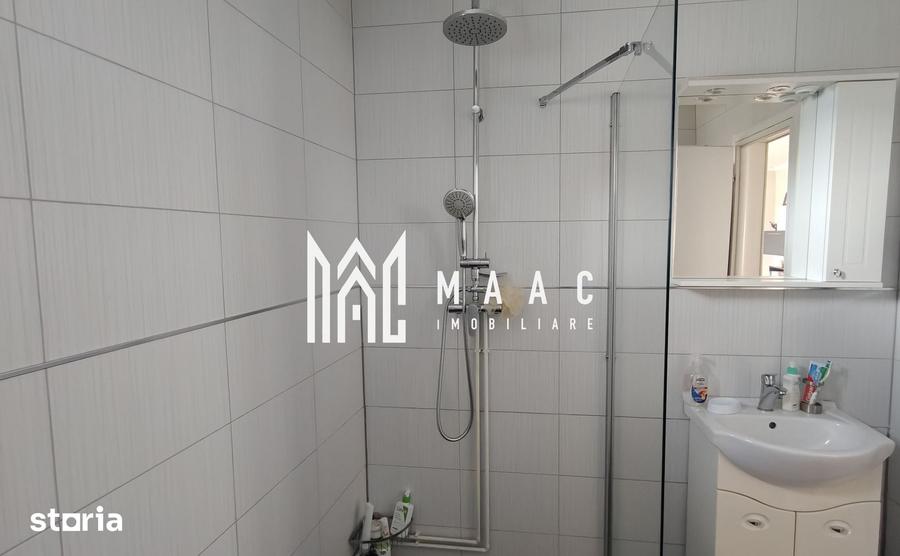 Casă cu 7 camere cu Teren 950 Mp în Sub Arini