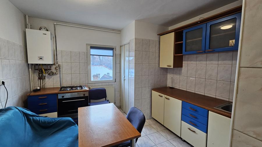 Apartament cu 2 camere decomandat în Griviței