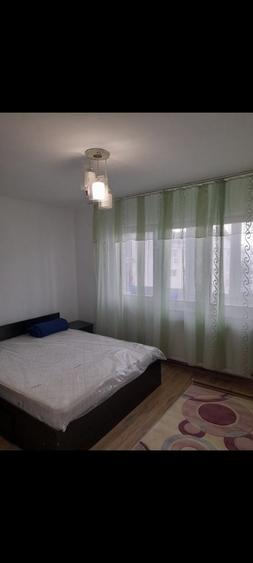 Apartament cu 3 camere decomandat în Nord
