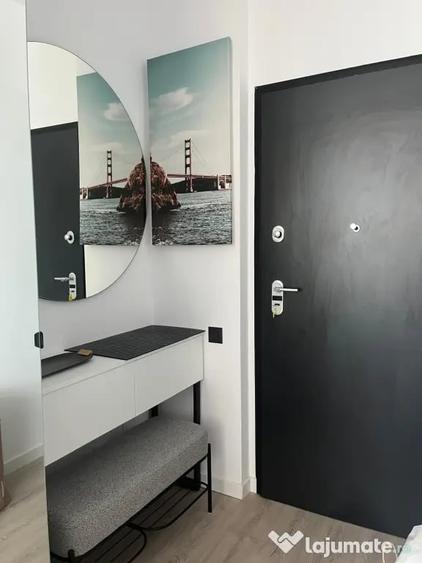 Apartament cu 2 camere semidecomandat în Central