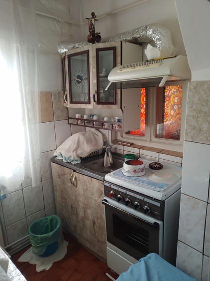 Apartament cu 2 camere decomandat în Florești