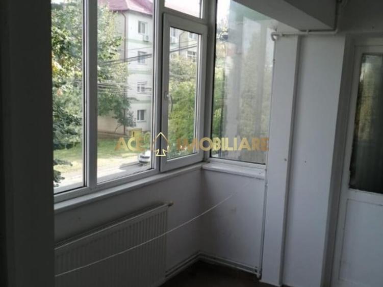 Garsonieră decomandată, mobilată în Bragadiru