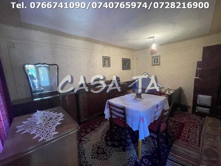 Casă individuală cu 4 camere cu Canalizare în Runcu