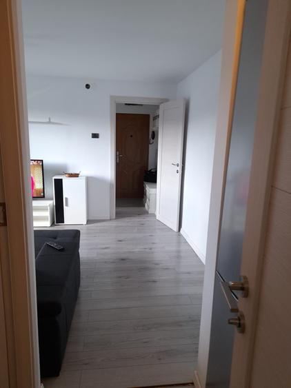 Apartament cu 2 camere semidecomandat în Politehnica