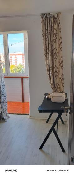 Apartament cu 2 camere semidecomandat în Colentina