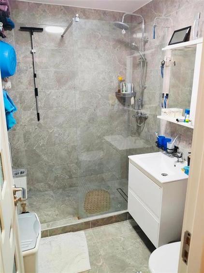 Apartament cu 2 camere decomandat, mobilat în Cișmigiu