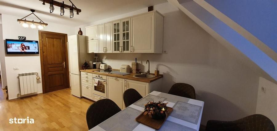 Apartament cu 4 camere în Furnica