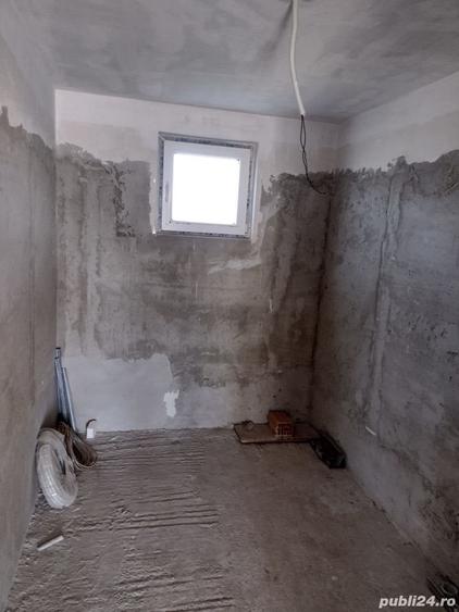 Casă cu 6 camere în Costi