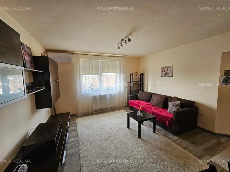 Apartament cu 3 camere decomandat în Giarmata