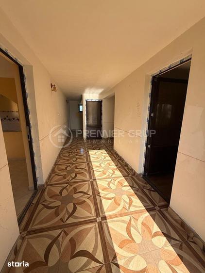 Casă cu 5 camere cu Teren 1517 Mp în Mironeasa
